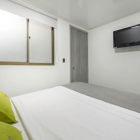 Ayenda 1024 Agora Inn Hotel Bogota Ngoại thất bức ảnh